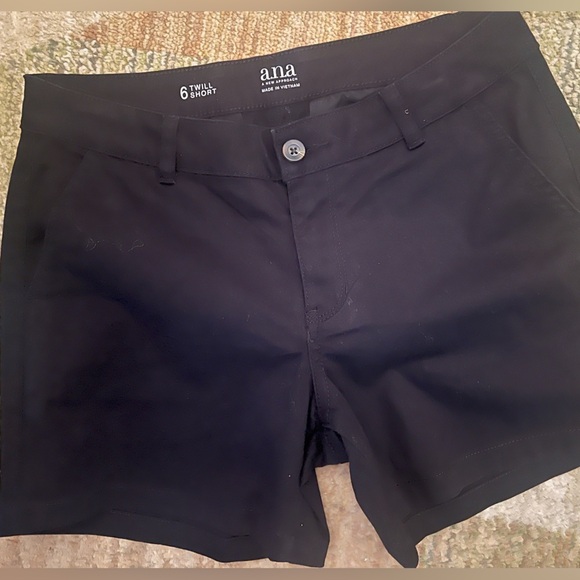 A.N.A. TWILL SHORTS. BLACK SIZE 6
9” RISE. TWO FRONT SLANT POCKETS - Picture 1 of 10